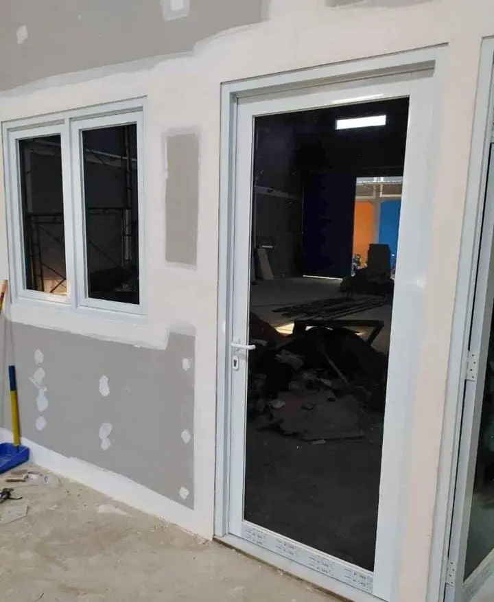 Kusen & Pintu aluminium bandung